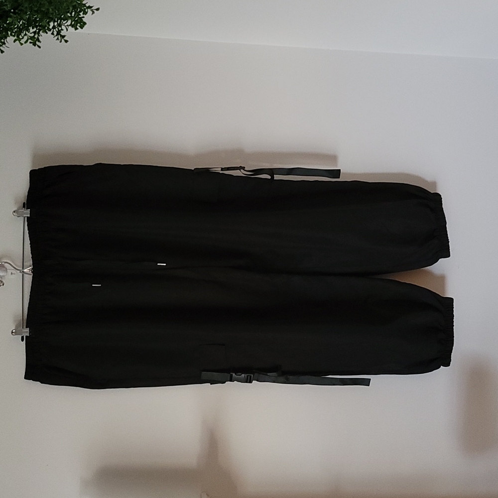 Black alternative joggers 5x